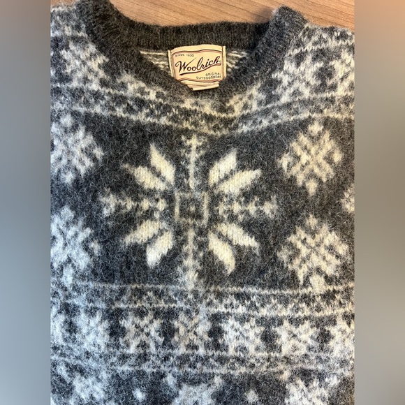 Vintage Woolrich Fair Isle Sweater, Size M - Picture 10 of 10